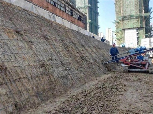 通江建筑边坡支护